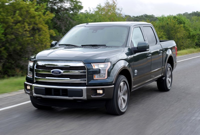 How much does a Ford F-150 weigh 2