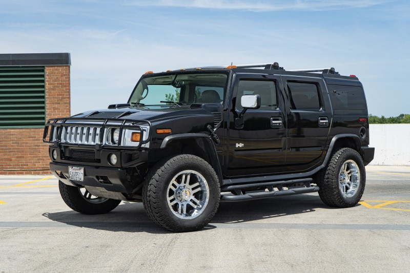 How much does a Hummer H2 weigh