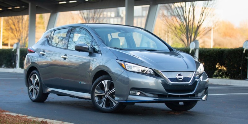 How much does a Nissan Leaf weigh