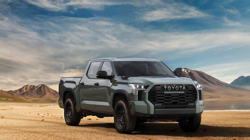 How much does a Tundra weigh