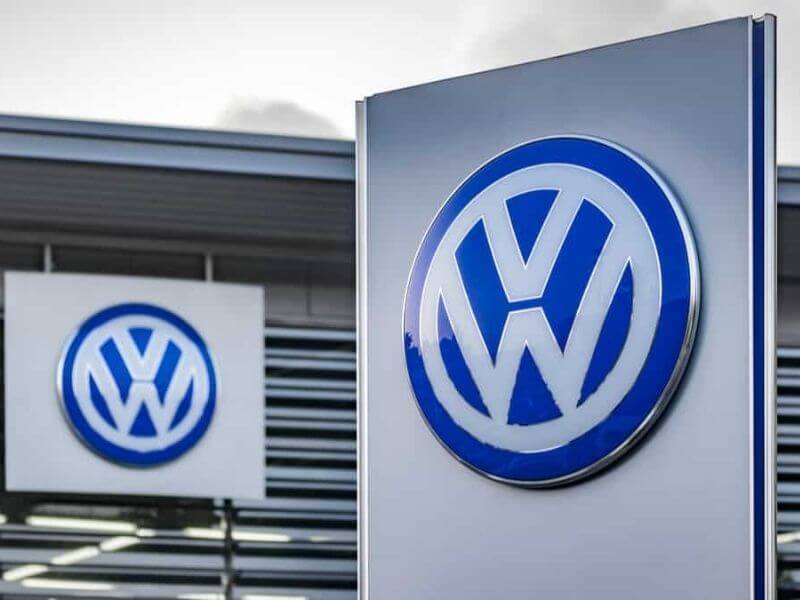 Who owns Volkswagen
