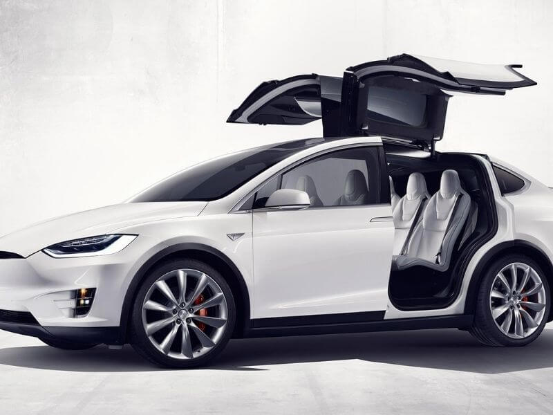 Tesla make an SUV