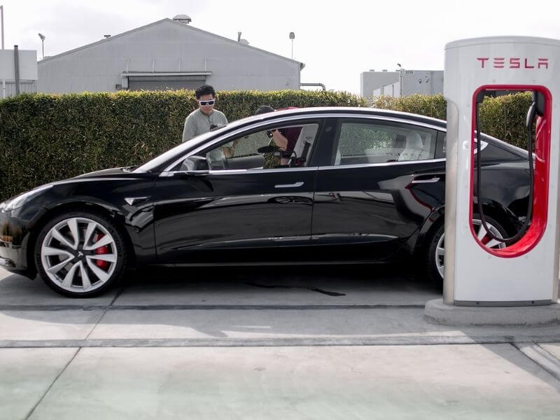 Kwh to charge a Tesla model 3