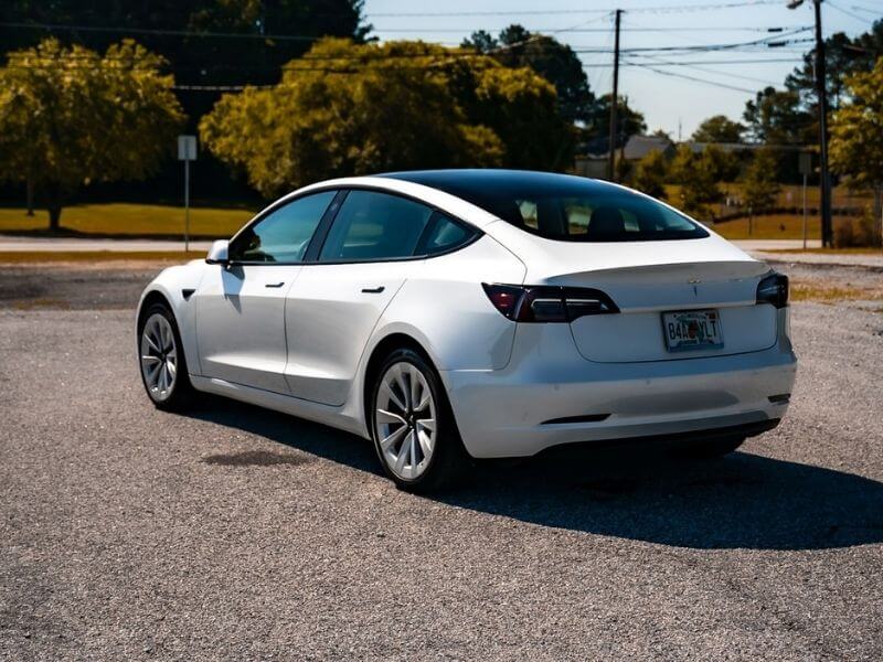 activate autopilot on Tesla model 3