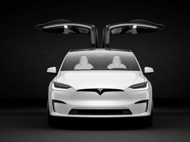 Tesla a luxury car