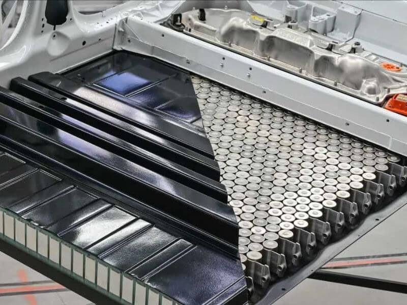  Tesla Batteries